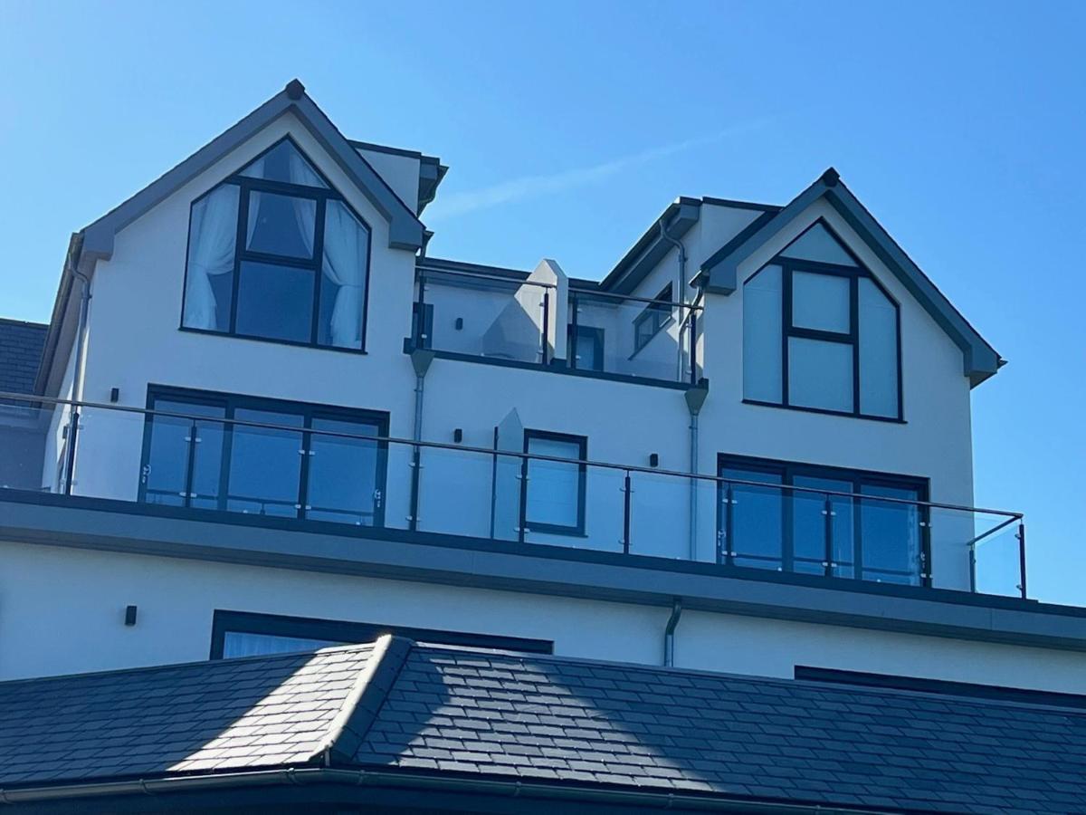 Bayvue & 7, The Bay House Apartment