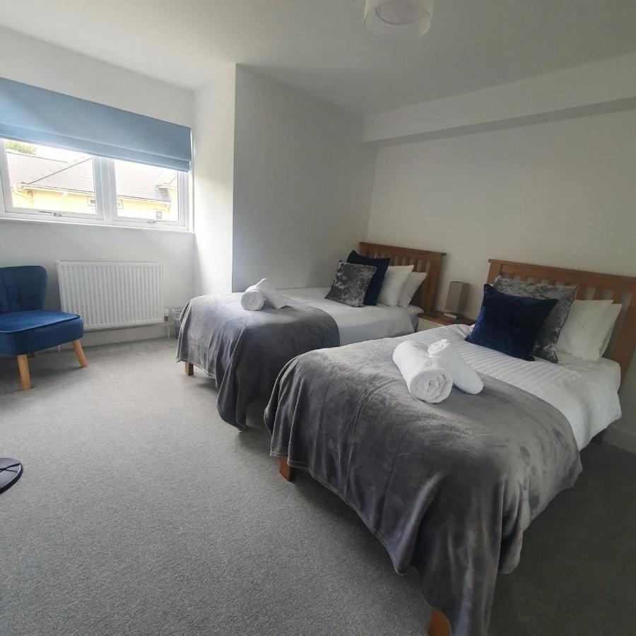 Bayvue & 7, The Bay House Apartment