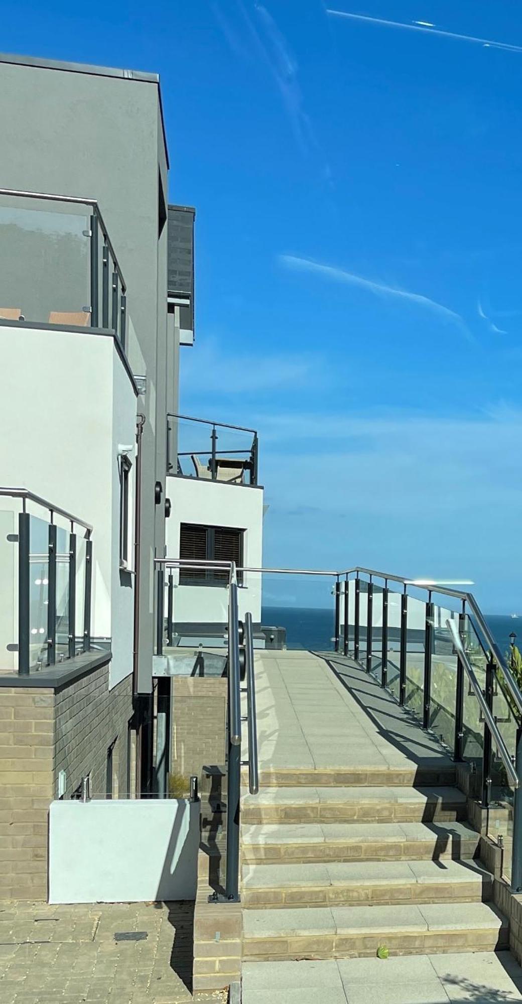 Bayvue & 7, The Bay House * Shanklin